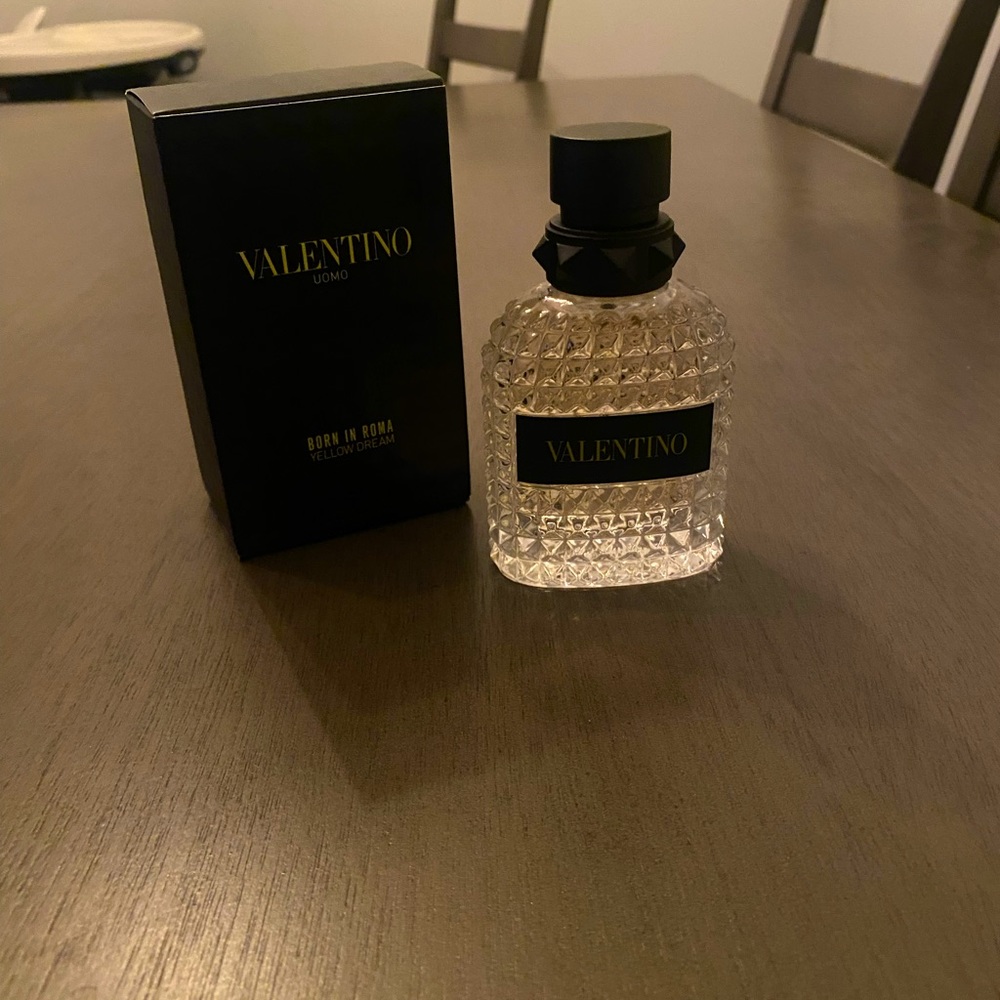 Valentino Uomo Yellow Dream cologne 50ml 1.7 FL OZ.